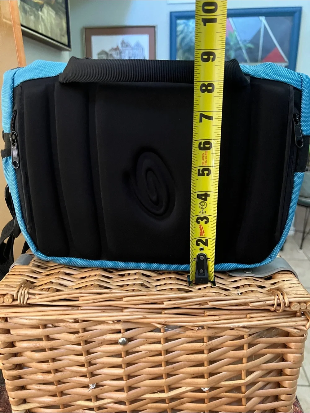 Timbuk2 Light Blue and Black Messenger Bag. Pre-owned. See notes.